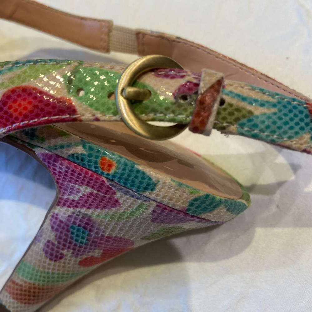 Naturalizer Women's Floral Sandals - Multicolor - Picture 6 of 9